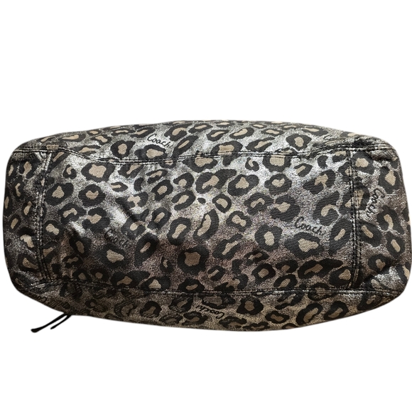 Coach F21063 Ocelot Metallic Hobo - Picture 5 of 11